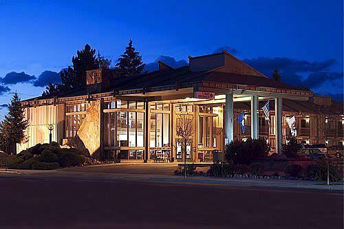Red Lion & Inn